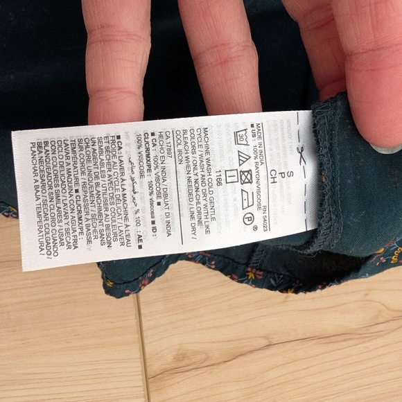 Floral Sleeveless Flowy Top By Old Navy - Picture 3 of 8